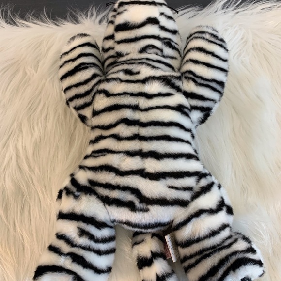 Ty (19) Black and White Striped Stuffed White Tiger - Picture 9 of 10